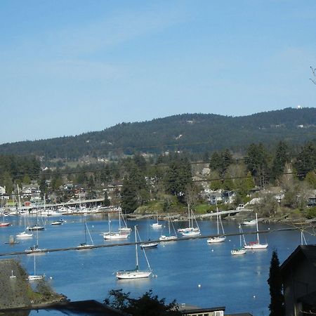 Brentwood Lighthouse B&B Brentwood Bay Extérieur photo
